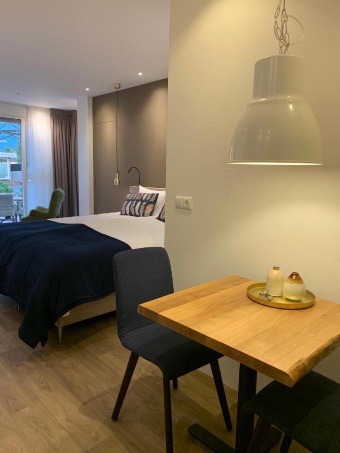 Dorpslogies Adema Bed & Breakfast Earnewald Ngoại thất bức ảnh