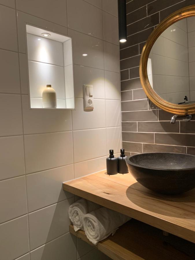 Dorpslogies Adema Bed & Breakfast Earnewald Ngoại thất bức ảnh